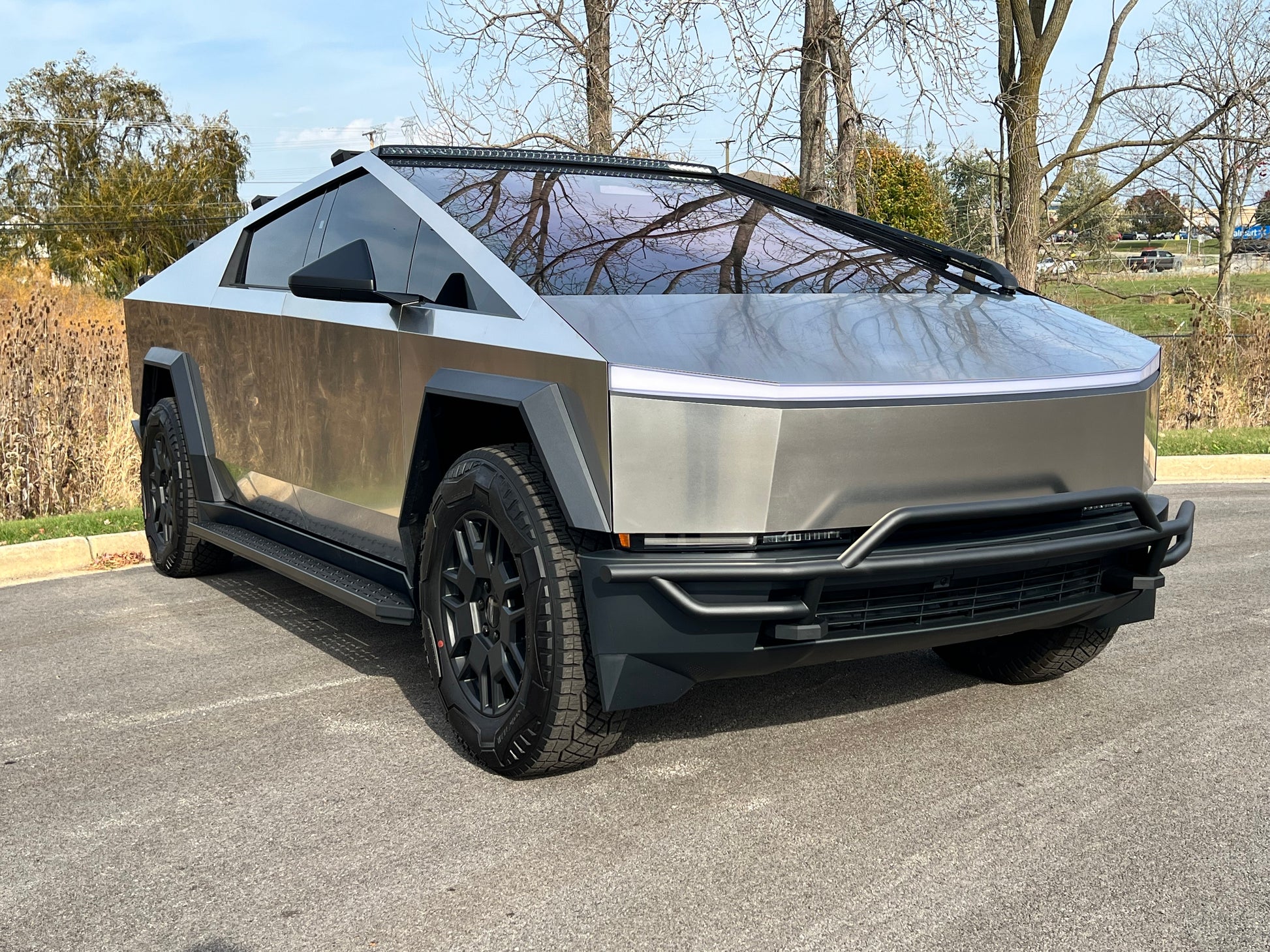 Pictured: Double-Tier Brush Guard (Stealth Black)